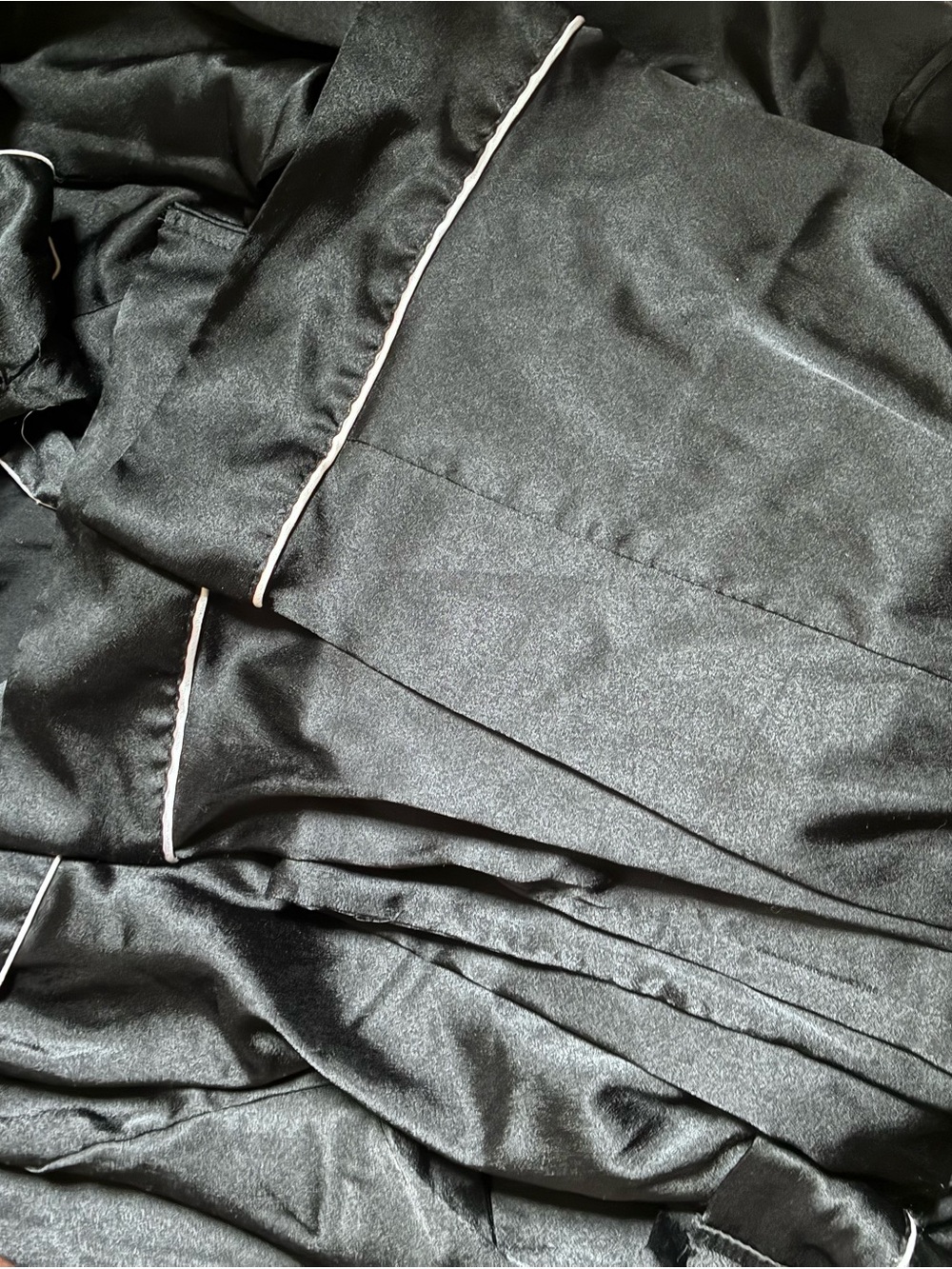 VINTAGE Y2K VS๐คVictoria's Secret Black Satin Pajama Set signature supermodel - Picture 3 of 4